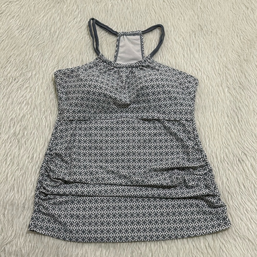 OceanLilly gray geometric Swim Top size medium